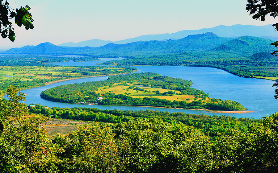 张艺妃新专辑《我与我》全球上线，一场令人心旷神怡的音乐之旅 